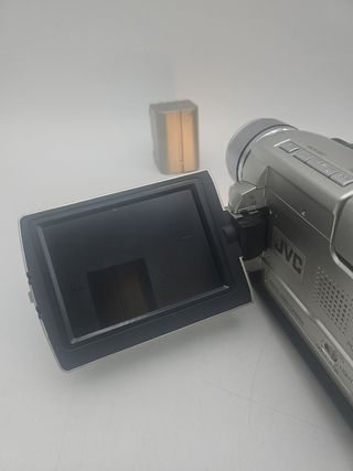 Videocámara JVC MiniDV - Plata