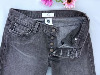 Vaqueros Armani Exchange grises, talla M