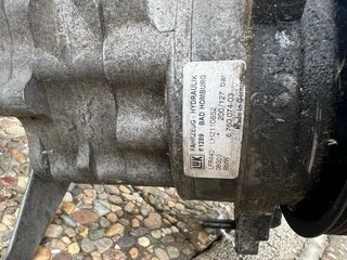 Bomba dirección asistida serie 7