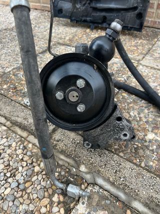 Bomba dirección asistida serie 7