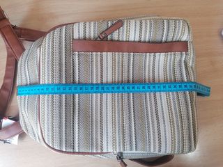 Bolso bandolera beige y marrón
