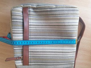 Bolso bandolera beige y marrón