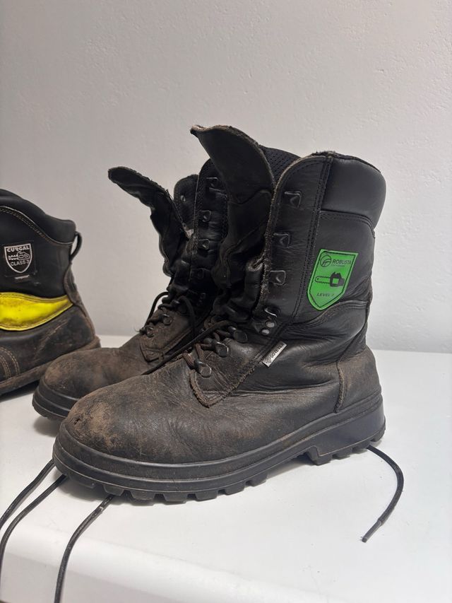 Botas Robusta motosierra - poco usadas buen estado