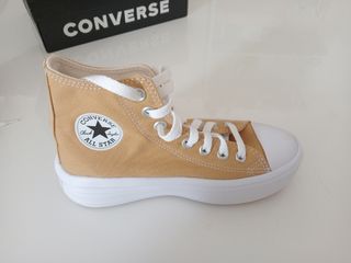 Converse Chuck Taylor beige