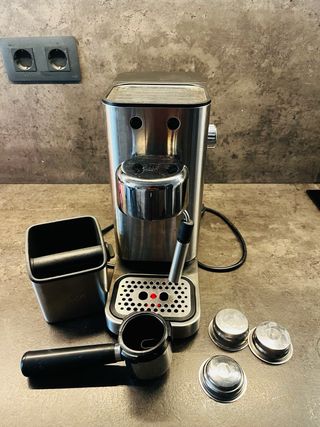 Cafetera express WMF Lumero + Cubilete de regalo