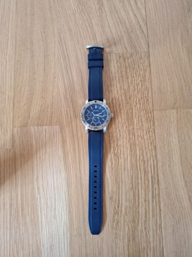 Reloj Nautica Azul - perfecto estado