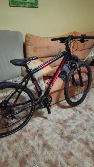 Solo hoy 70€!! Bicicleta de montaña Conor WRC