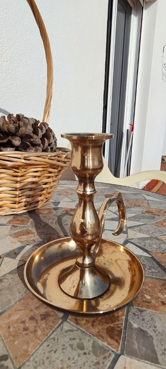 Candelero ( Palmatoria ) antiguo de Bronce 