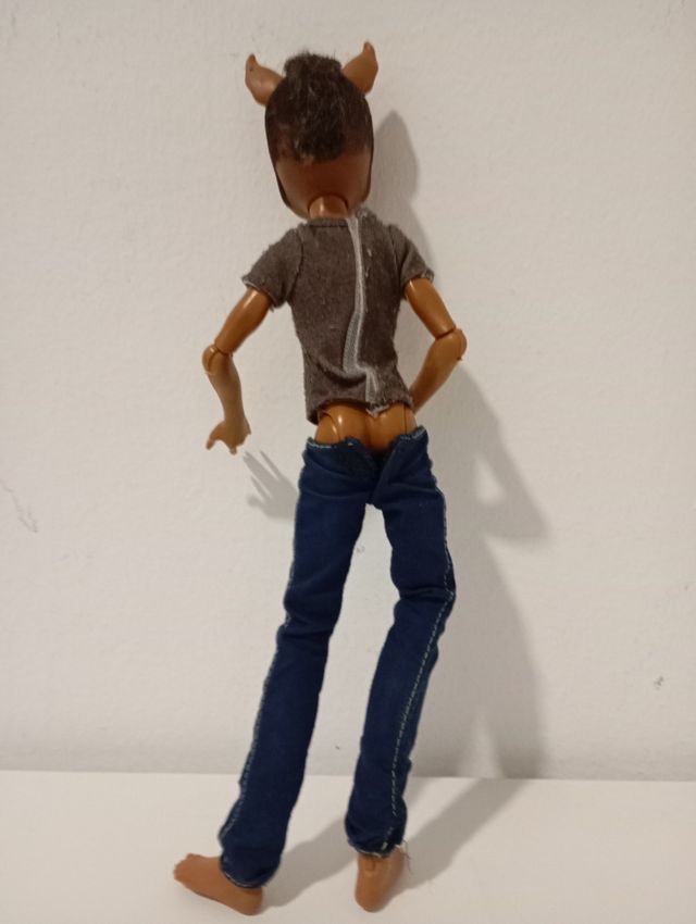 Muñeco Monster High Clawdeen Wolf