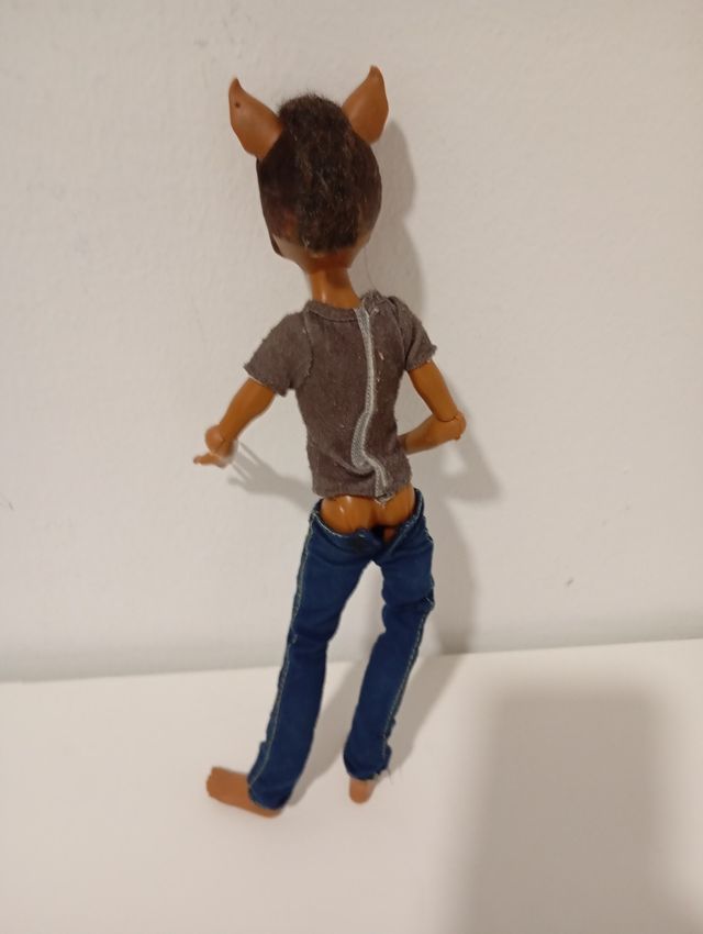 Muñeco Monster High Clawdeen Wolf