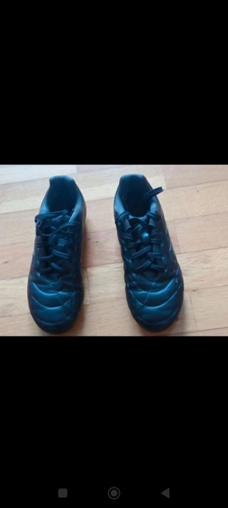 Botas fútbol niño