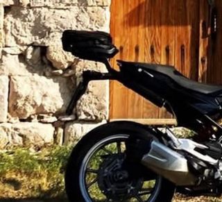 Soporte baúl top case para F900R / XR BMW