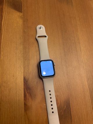 Apple Watch SE 2ª generación - Beige/Oro