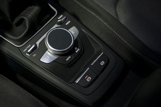 Audi Q2   30 TDI 85kW 116CV 