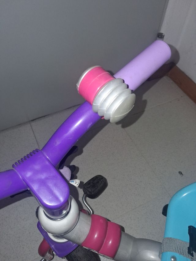 TRICICLO HORMIGUERO Baranças