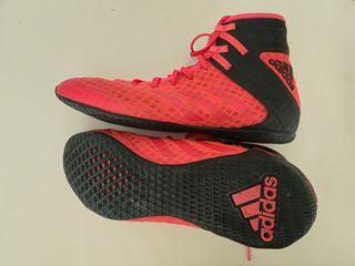 Zapatillas boxeo Adidas rojas - talla 44
Botas