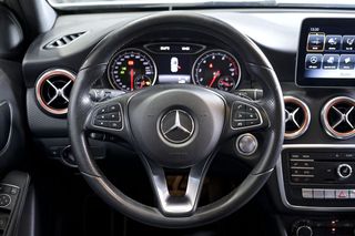 Mercedes Clase A MERCEDES-BENZ  A 180 