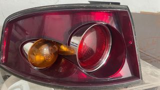 Piloto izq Seat Ibiza 6L si tulipa