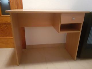 Mesa escritorio madera beige