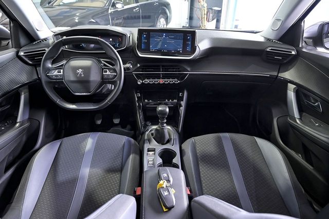Peugeot 2008   Allure BlueHDI 100 SS BVM6 