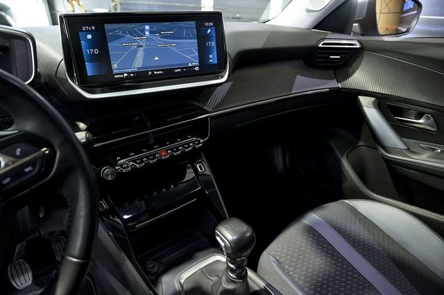 Peugeot 2008   Allure BlueHDI 100 SS BVM6 