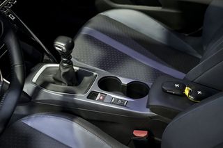 Peugeot 2008   Allure BlueHDI 100 SS BVM6 
