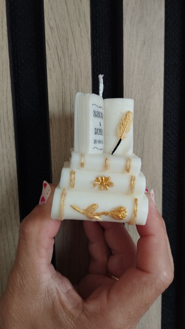 Candela nuziale profumata - Libri