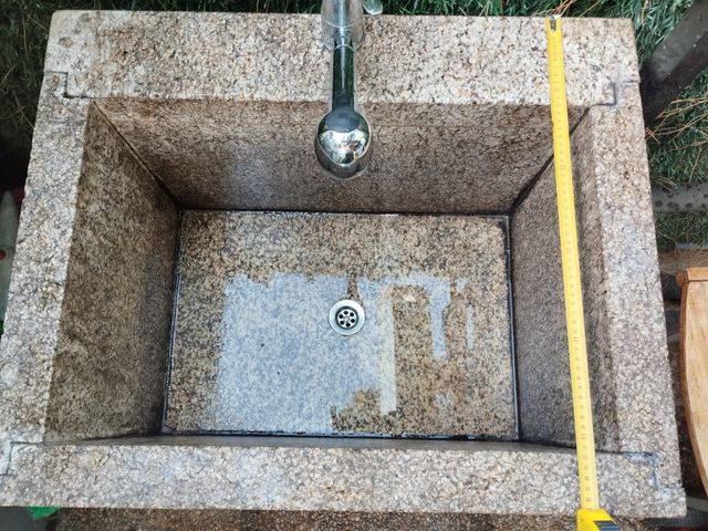 Pila piedra - fregadero rústico