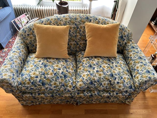 2 Sofás floral vintage