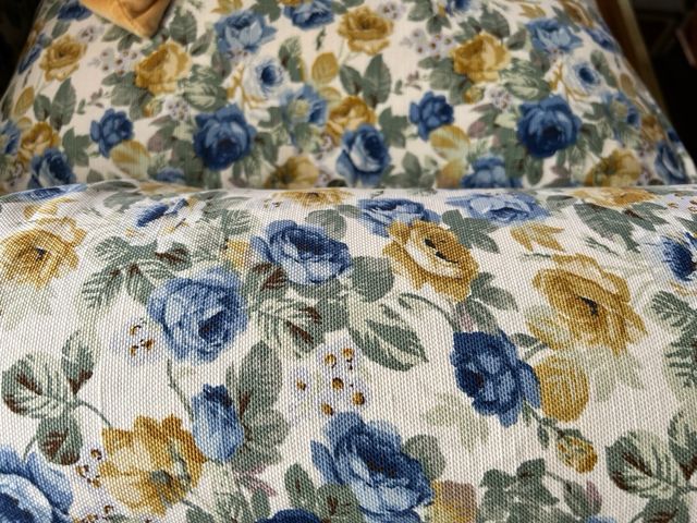 2 Sofás floral vintage