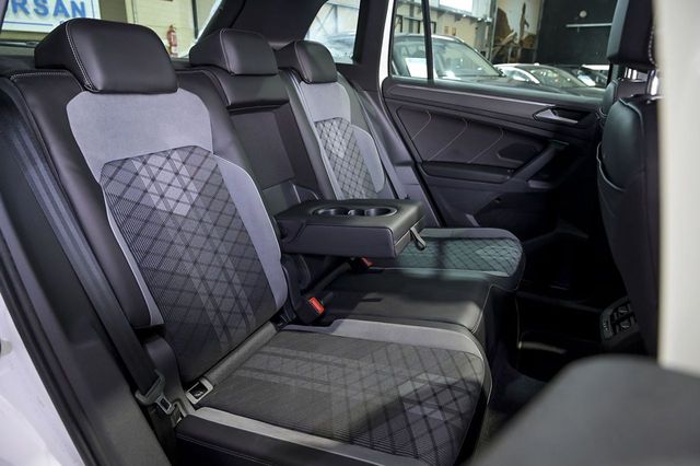 Volkswagen Tiguan   RLine 2.0 TDI 110kW 150CV DSG 