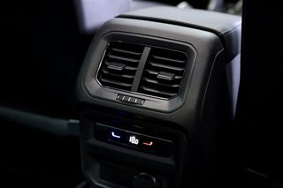 Volkswagen Tiguan   RLine 2.0 TDI 110kW 150CV DSG 