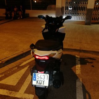 Honda Forza 125 - Moto Scooter
