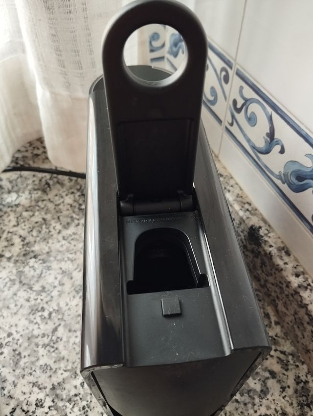 Cafetera Nespresso Krups XN110 