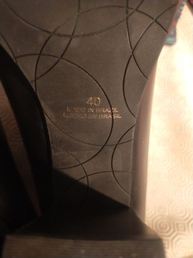 Botines negros ante-piel, talla 40