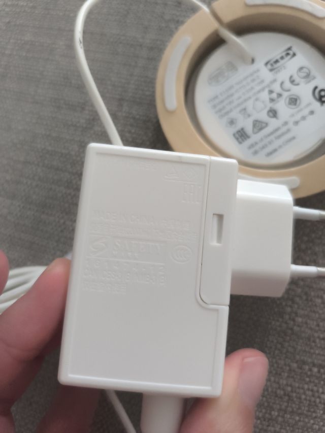 Cargadores inalámbricos IKEA (3)