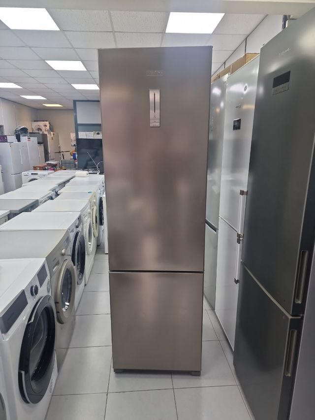 Nevera   2m x 60cm con garantía 