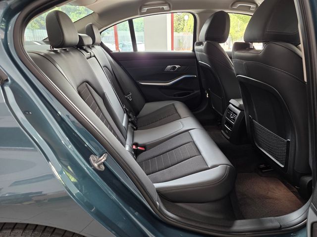 BMW Serie 3 330e