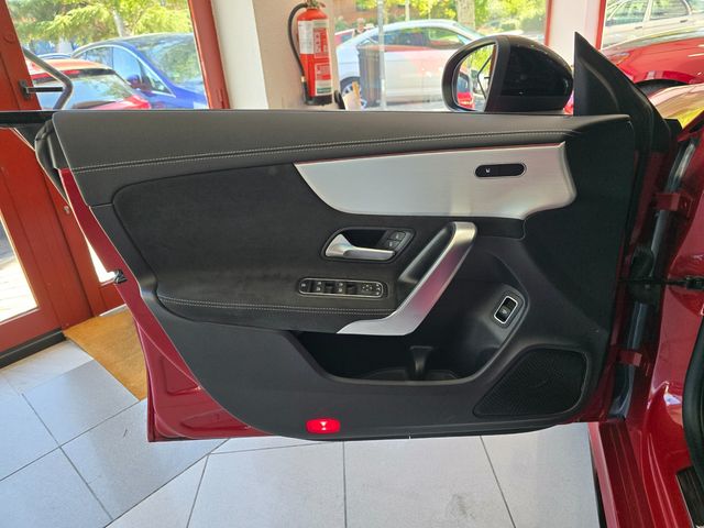 Mercedes-Benz CLA CLA 200 D DCT
