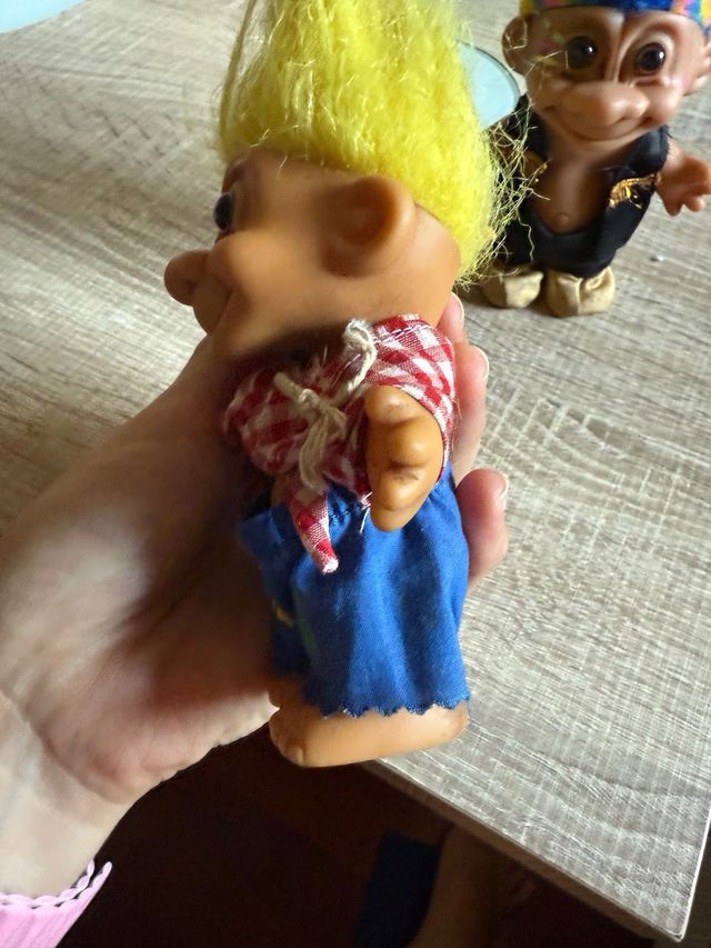 2 Trolls Russ: Punk & Vaquero