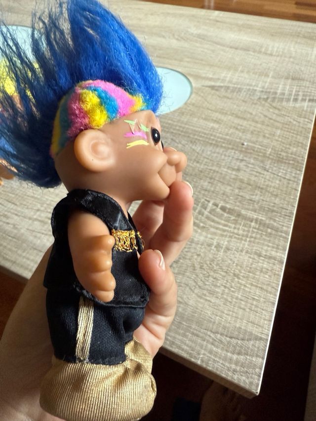 2 Trolls Russ: Punk & Vaquero