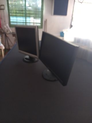 Monitores AOC y Acer - 2 unidades