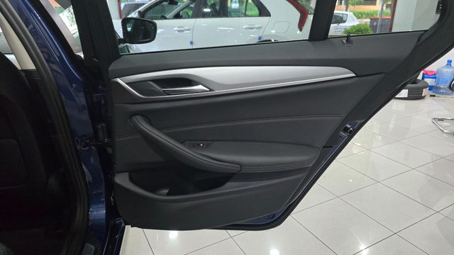 BMW Serie 5 520dA Touring