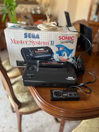 SEGA Master System II + Alex Kidd