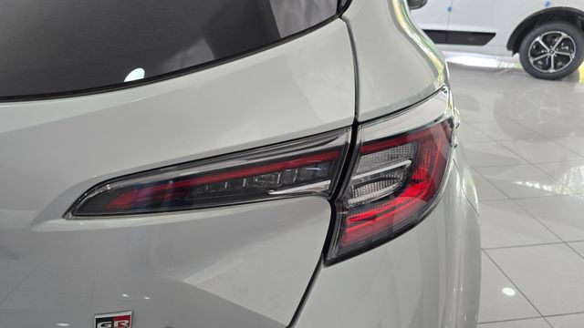 Toyota Corolla 2.0 180H GR-SPORT E-CVT