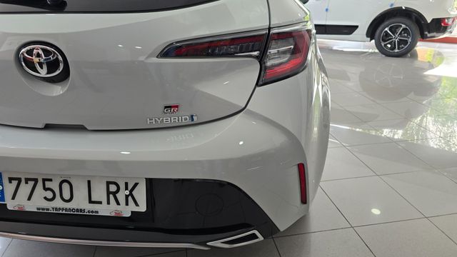 Toyota Corolla 2.0 180H GR-SPORT E-CVT