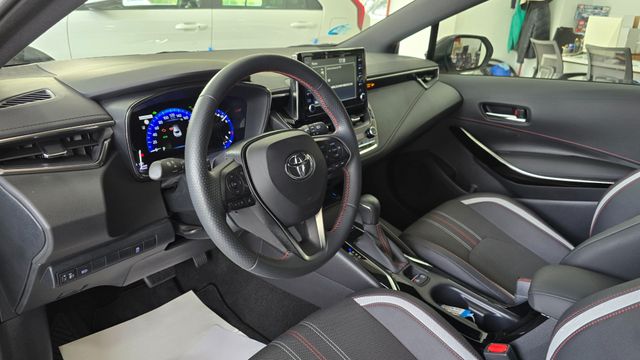 Toyota Corolla 2.0 180H GR-SPORT E-CVT