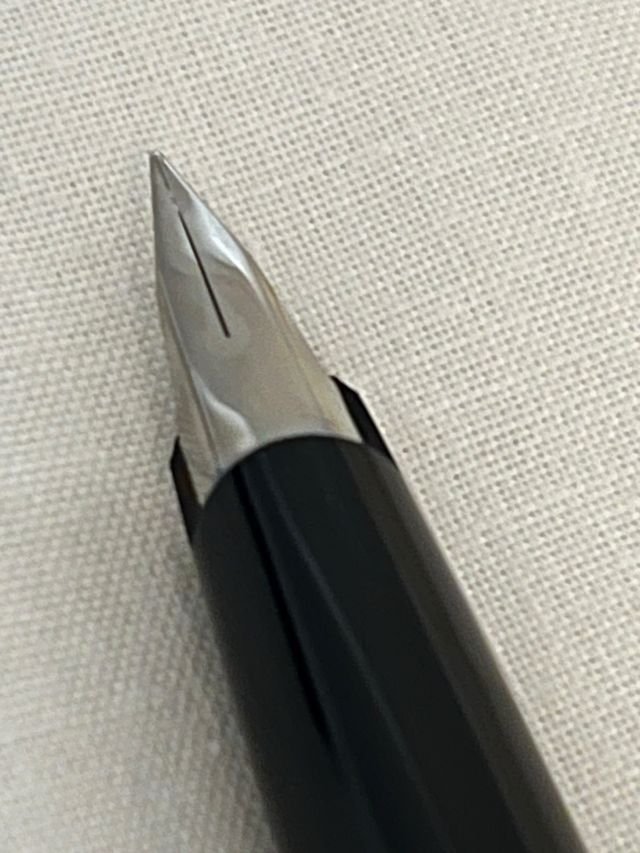 Pluma Montblanc negra