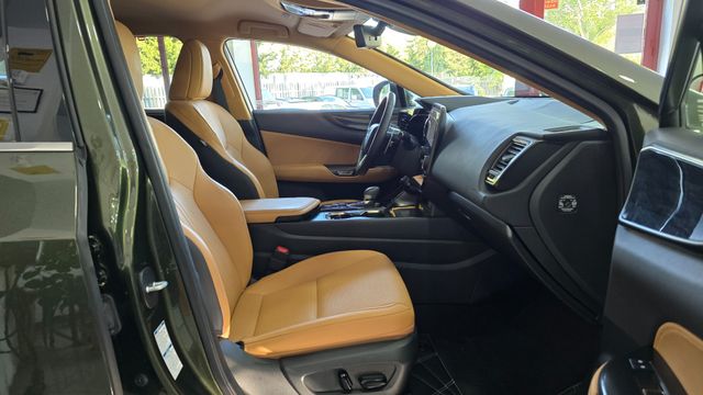 Lexus NX 450h+ Executive 4WD