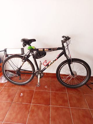 Bicicleta eléctrica Giant ATX 830